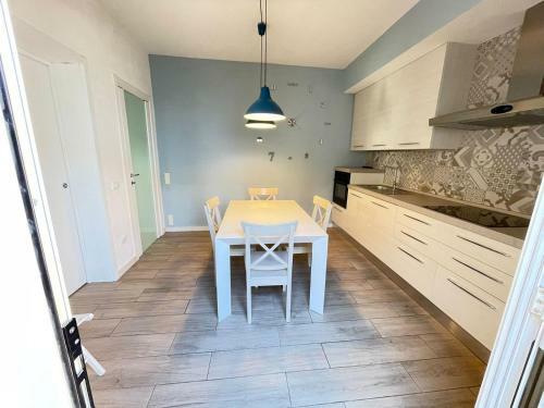 Apartamento Accogliente Casa Vacanze A 300m Dal Mare