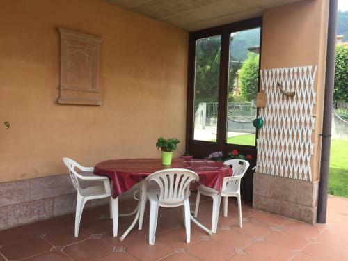 Hostal Villa Romeo Acero Rosso