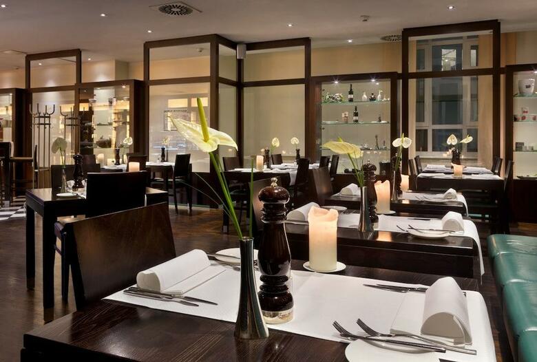 Hotel Flemings(.)