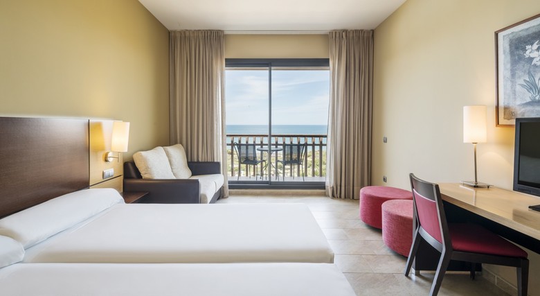 Hotel Ilunion Calas De Conil