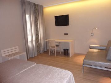 Hotel Barcelona House (solo Atlas)