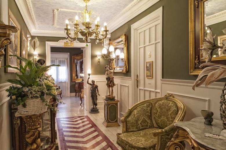 Hostal Puerta Del Sol