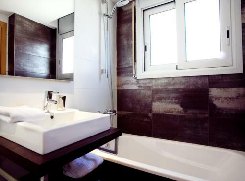 Rambla Beach Barcelonastuff Apartments