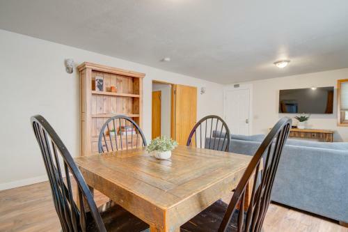Apartamento 3 Bedroom Remoldeled Apt, 4 Blocks From Downtown