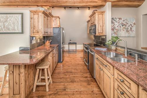 Moon Rider Ski Chalet