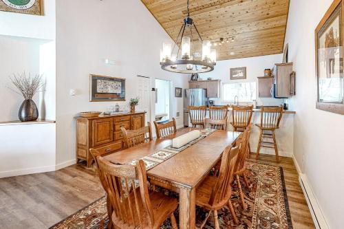 Firelight Chalet