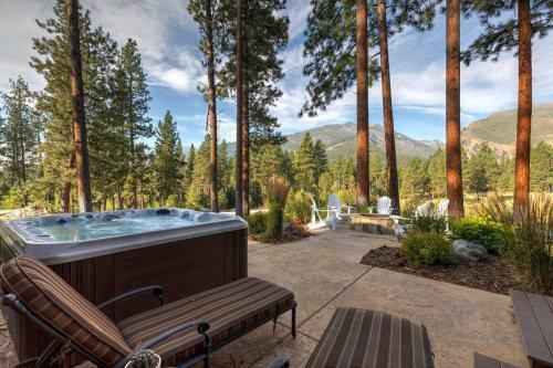 Longing For Solitude And Post Card Views?
