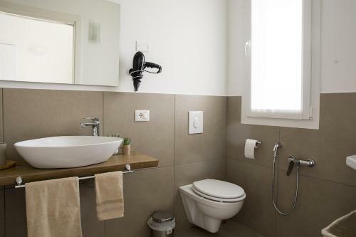 Hostal Home Suites Home