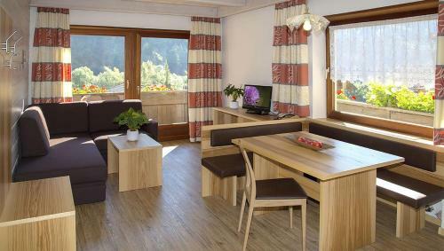 Apartamento Riederhof Ferienwohnungen Arthur 1