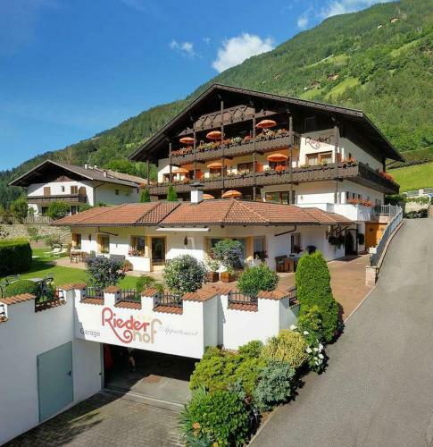 Apartamento Riederhof Ferienwohnungen Arthur 1