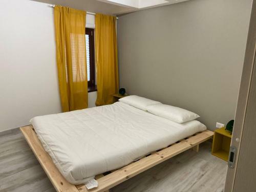Bright Newly Renovated Apartment