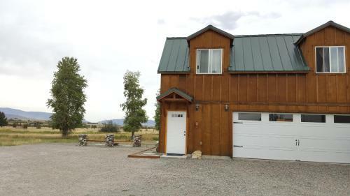 Lodge Montana Yellowstone River Retreat