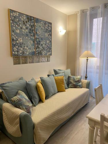 Apartamento Violetta Maison, Elegante E Romantica A Salo?