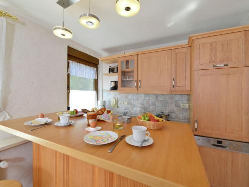 Inviting Apartment In Eimelrod With Garden