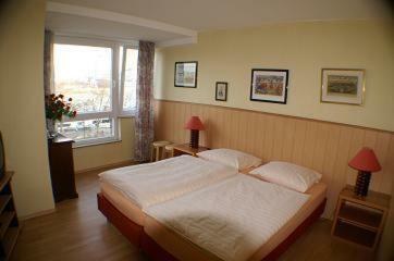 Hotel R�merhafen
