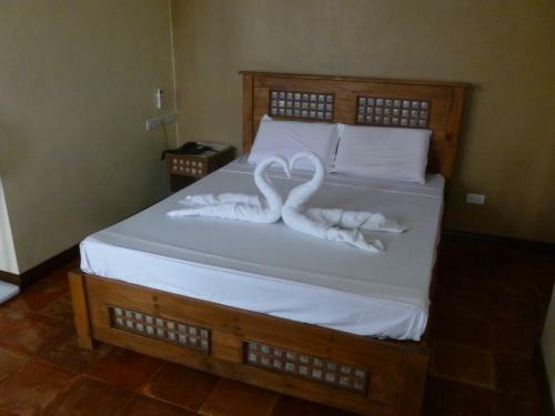 Hostal Makabata Guesthouse