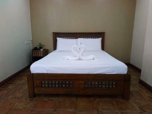 Hostal Makabata Guesthouse