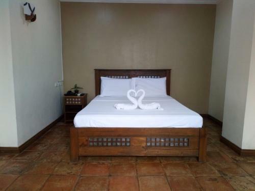 Hostal Makabata Guesthouse