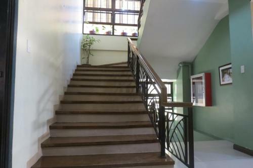 Hostal Makabata Guesthouse