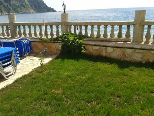 Hostal Magic Ionian Apartments & Rooms