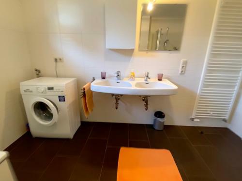 Apartamento Moderne Helle Wohnung (120 Qm) Mit Gro�em Garten