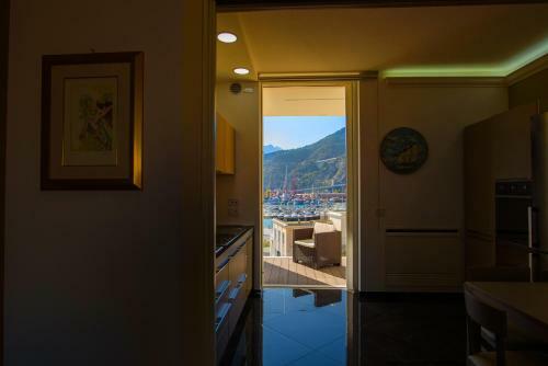 Apartamento Mareluna Crescent - Luxury Seafront Experience