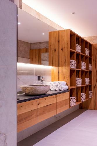 Kb Hotel