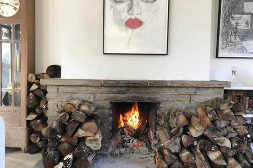 5 Bedroom Country Retreat: Home Counties