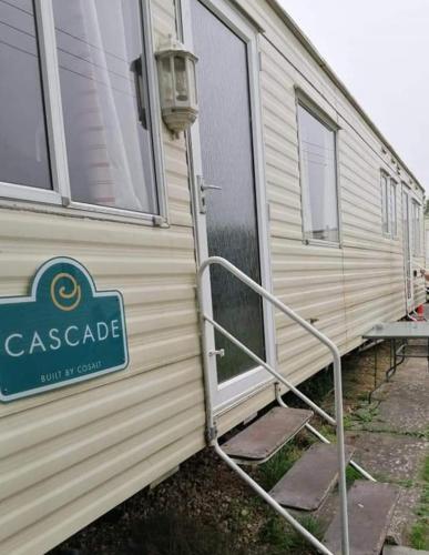 8 Berth On Southview (cascade)
