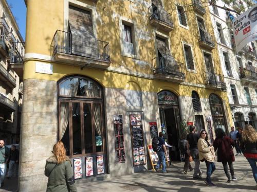 Hostal Nou Raval