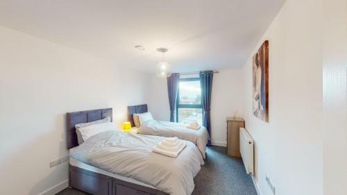 Brand New 1 Bedroom Apartment With Parking