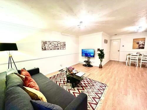 Lux Corporate Apartment Central Slough