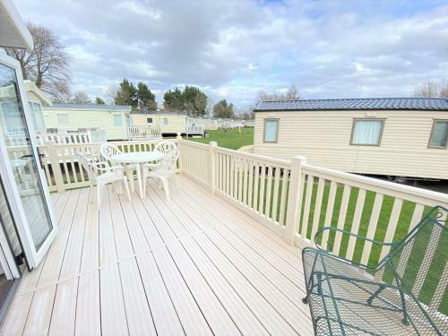 Dabbling Ducks - Pet Friendly