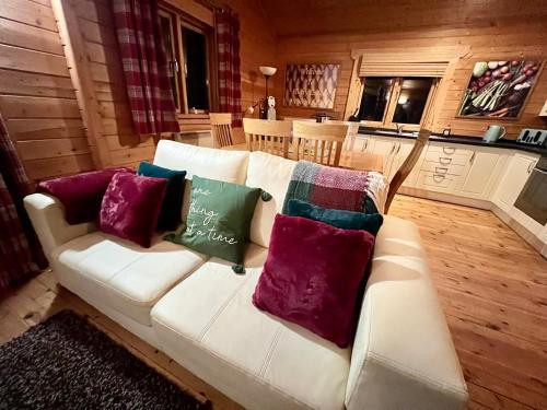 Tufty Lodge, Lake Pochard Lodge 9