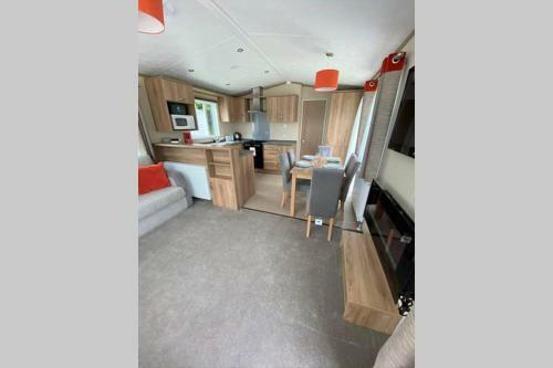 Cotswold Lodge - Pet Friendly