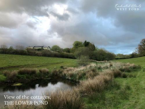 Enchanted Retreats At West Ford Devon