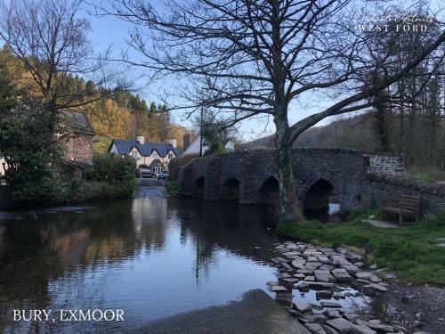 Enchanted Retreats At West Ford Devon