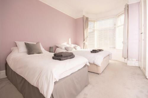 See "dwellcome Home Ltd" South Shields Seaside 2 Double Bedroom Apartment