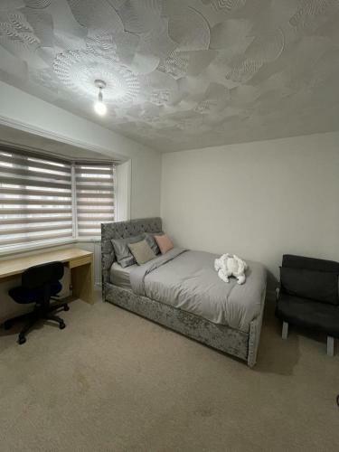 Hostal Alder En-suites Self-catering With Private Balcony And Shower