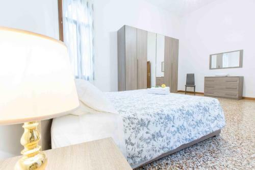 Ca Cicogna Air Conditioning And Fast Wifi, Central Location Apartment