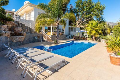 Villa Joey