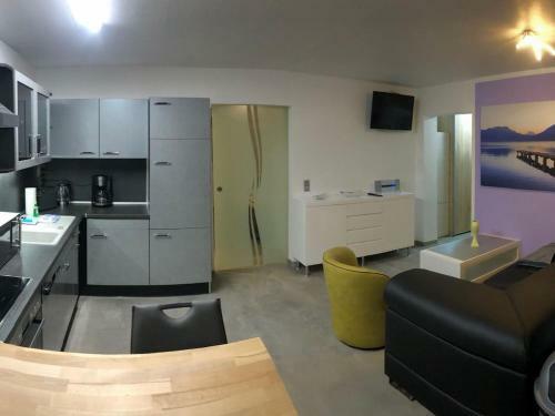 Cozy Apartment In Zeulenroda-triebes With Terrace