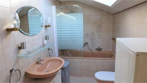 Apartamento Ferienwohnung Kaiserblick
