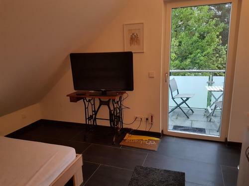 Apartamento 3,5 Zimmer Hochwertig Eingerichtete Dachgeschosswohnung