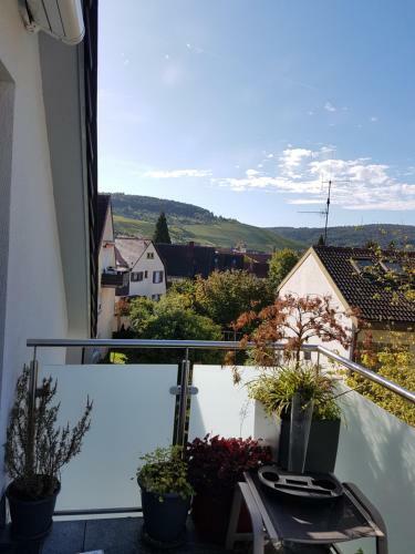 Apartamento 3,5 Zimmer Hochwertig Eingerichtete Dachgeschosswohnung