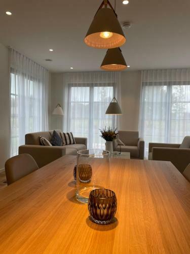 Apartamento Urlaub de Luxe Unter Reet Bach Ins