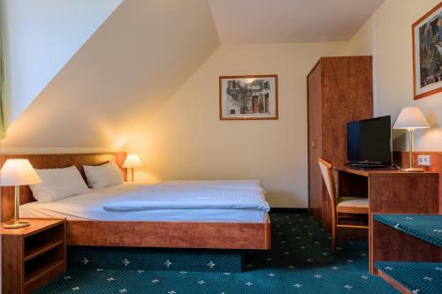 Hostal Restaurant & Pension Storchenklause
