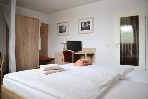 Hostal Restaurant & Pension Storchenklause
