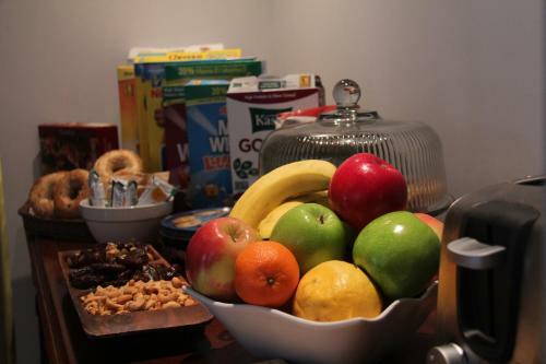 Toronto Garden Inn Bed & Breakfast