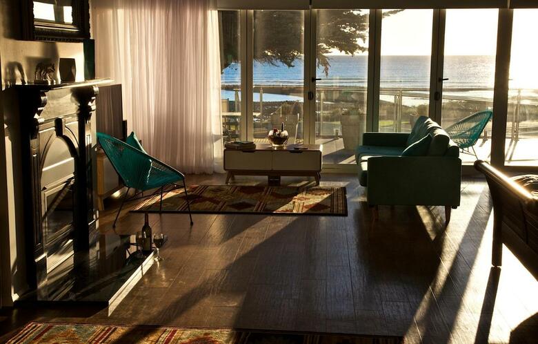 52 Main Beachfront Apartments